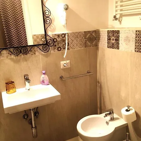 Pensionat Warehouse 47