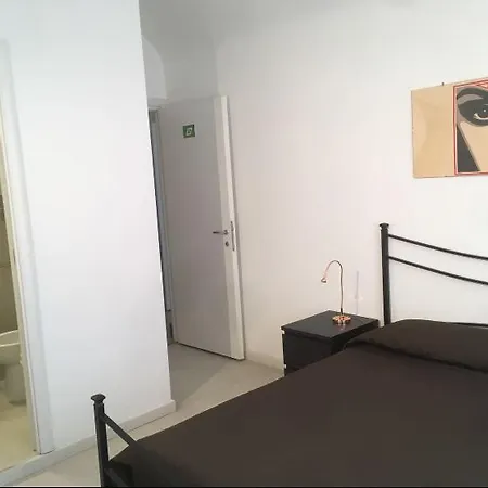 Pensionat Warehouse 47 Rom